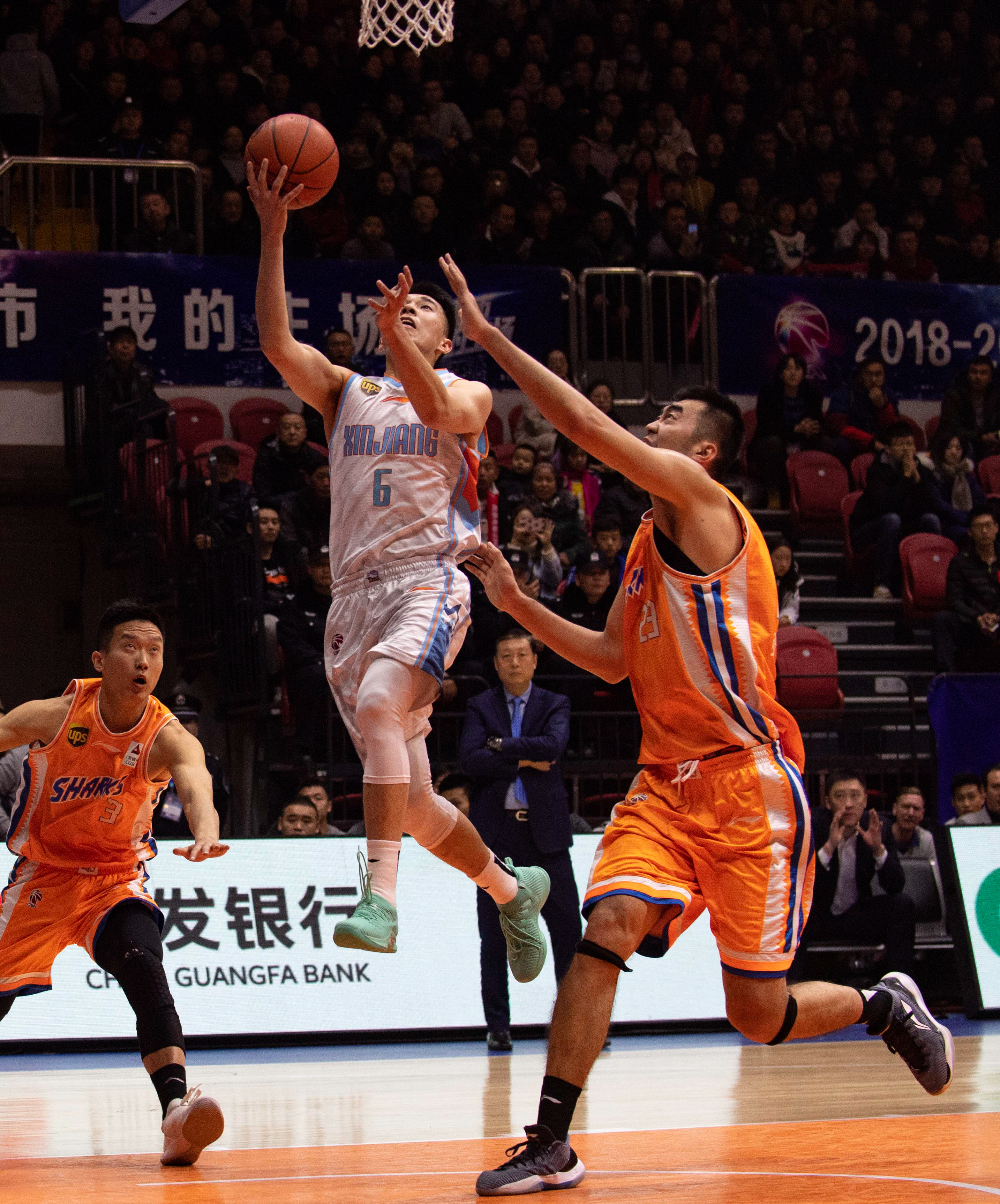 以某款团队 以某款团队